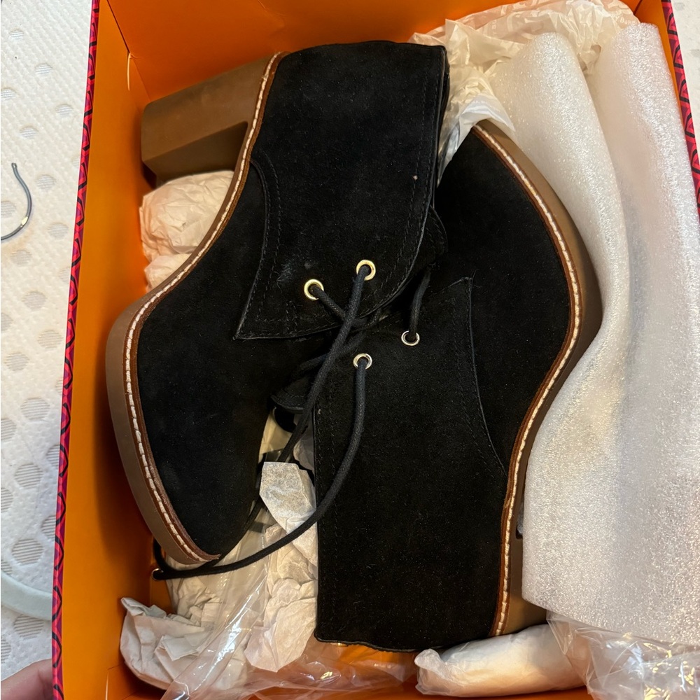Tory Burch Rubber and Suede heels